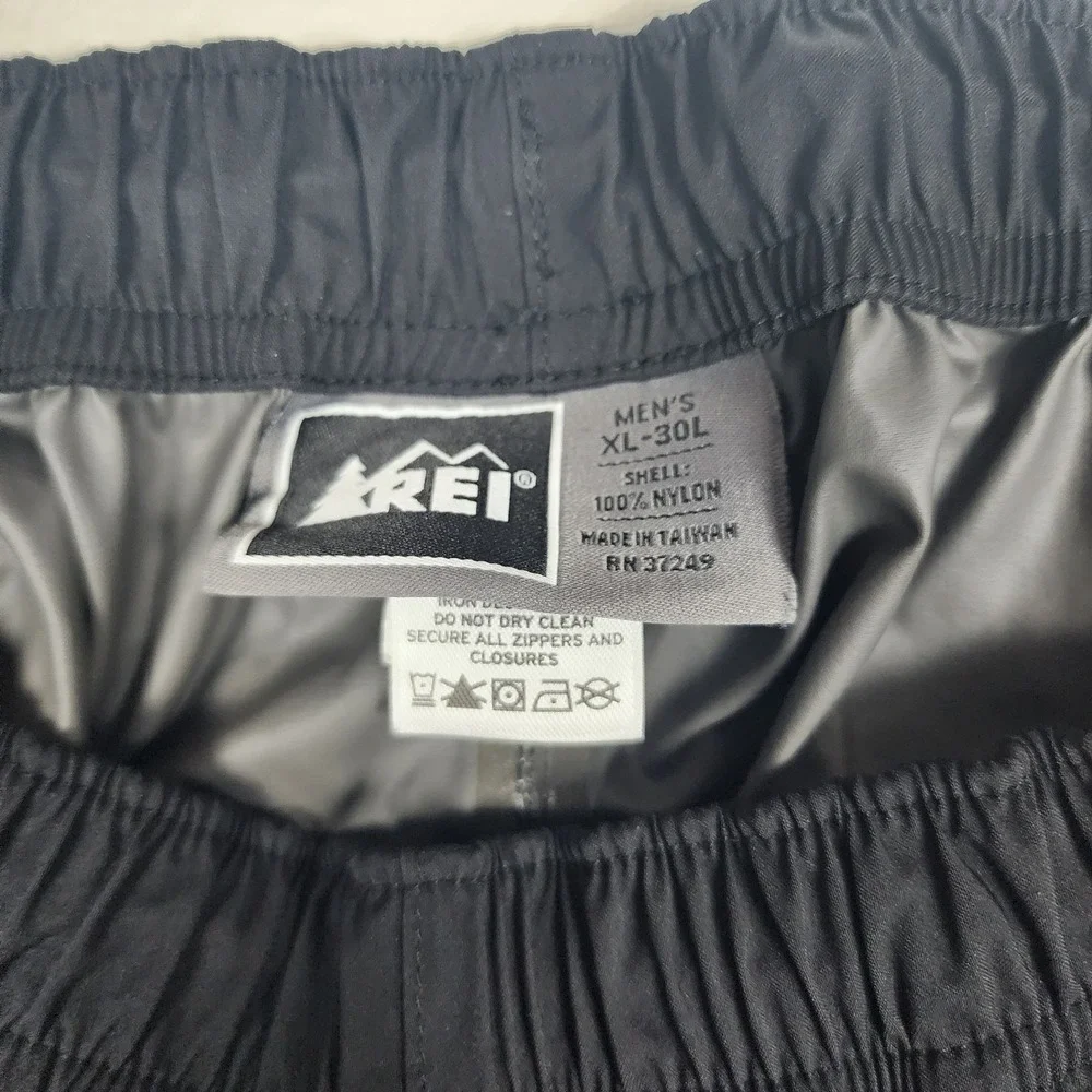 REI Rain Pants Mens Medium Gray Waterproof Hiking Nylon Zip Leg Outdoor